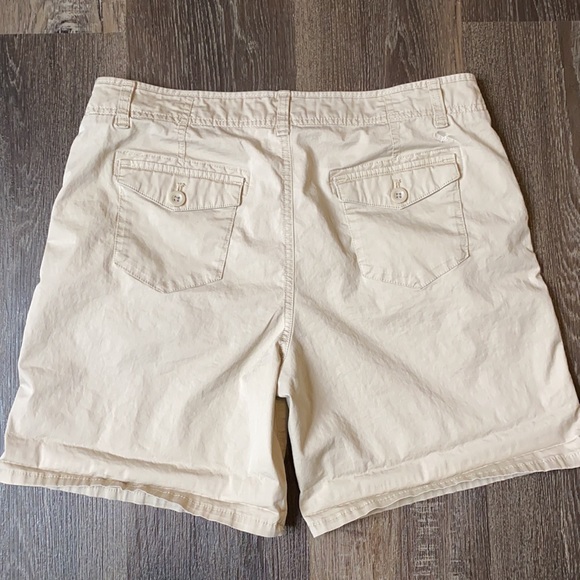 Eddie Bauer shorts! - Picture 3 of 7